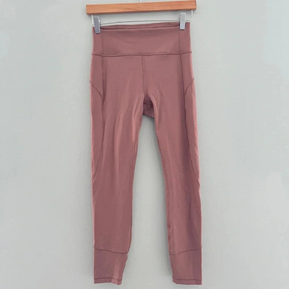 Lululemon In Movement Leggings 25" Everlux - Picture 3 of 9